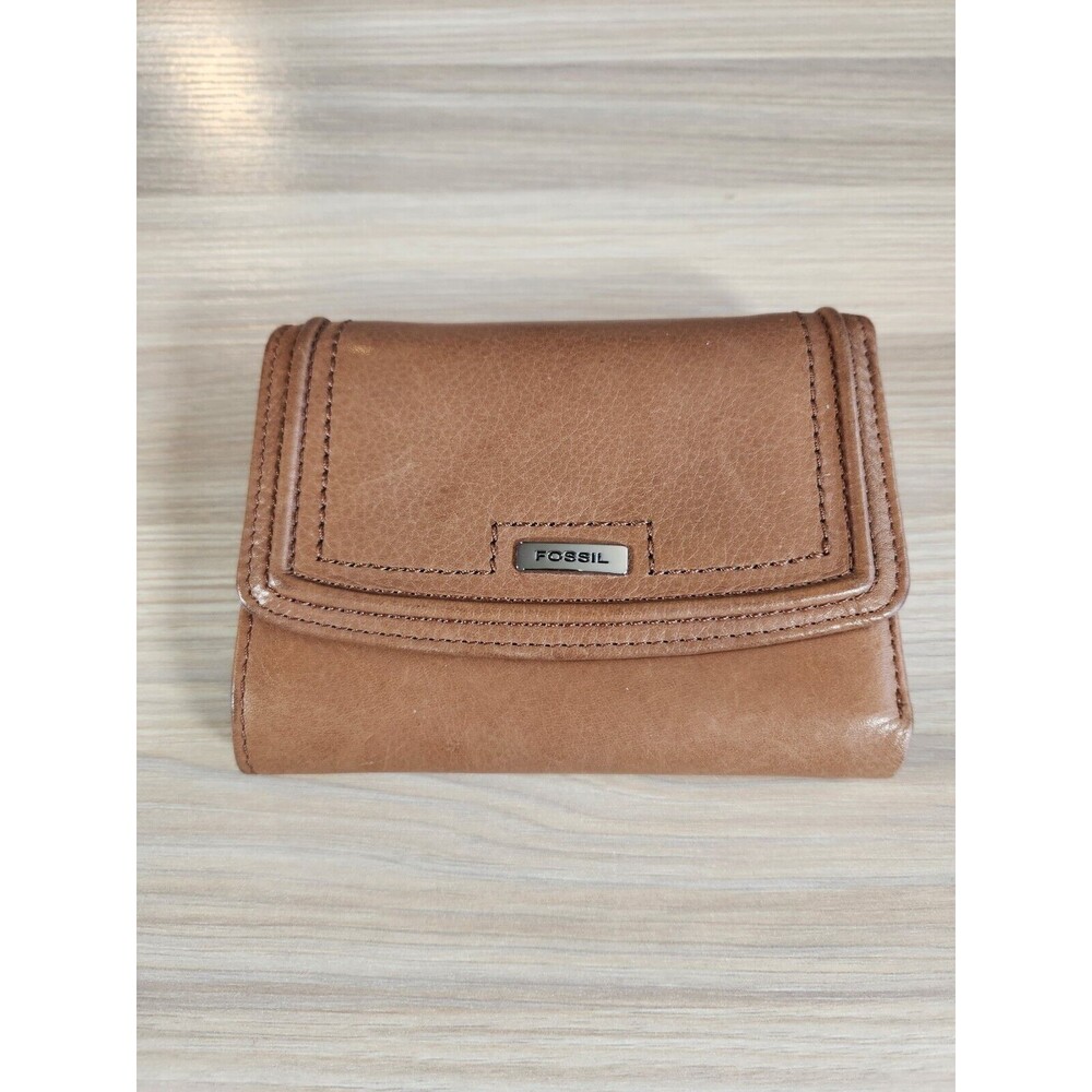 Fossil Camel Color Brown Leather Snap Women's‎ Wallet
